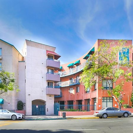 Vantaggio Suites 圣地亚哥 外观 照片